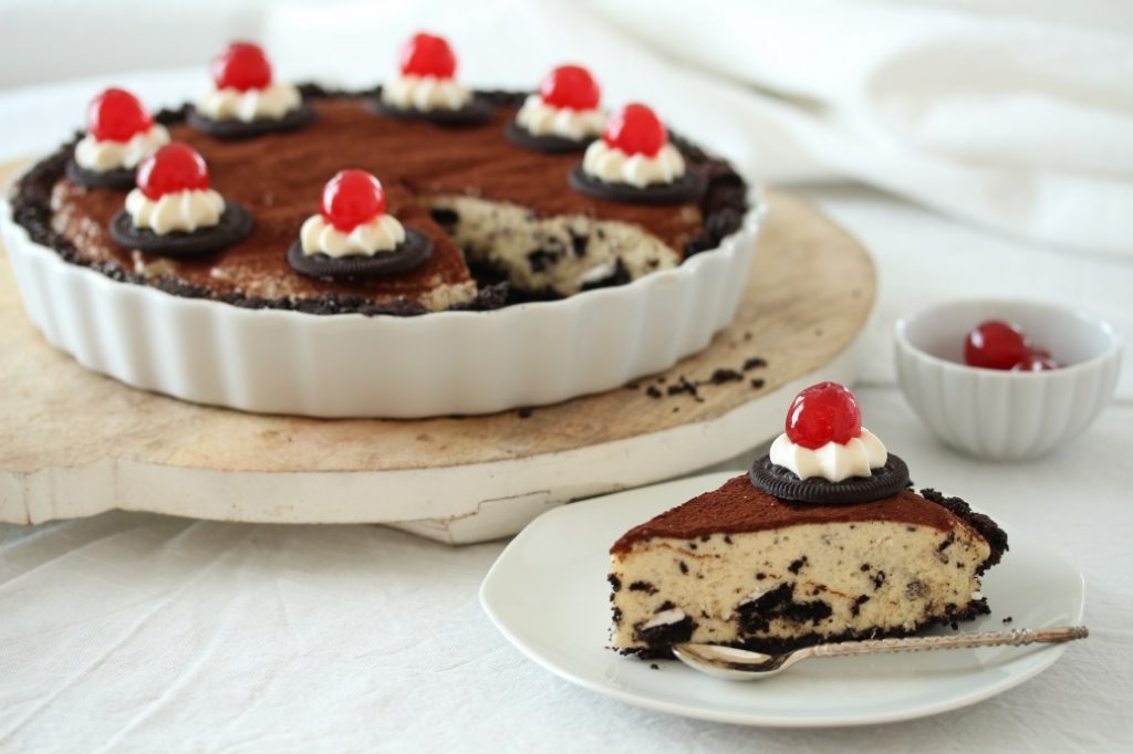 Oreo cookie cream cake