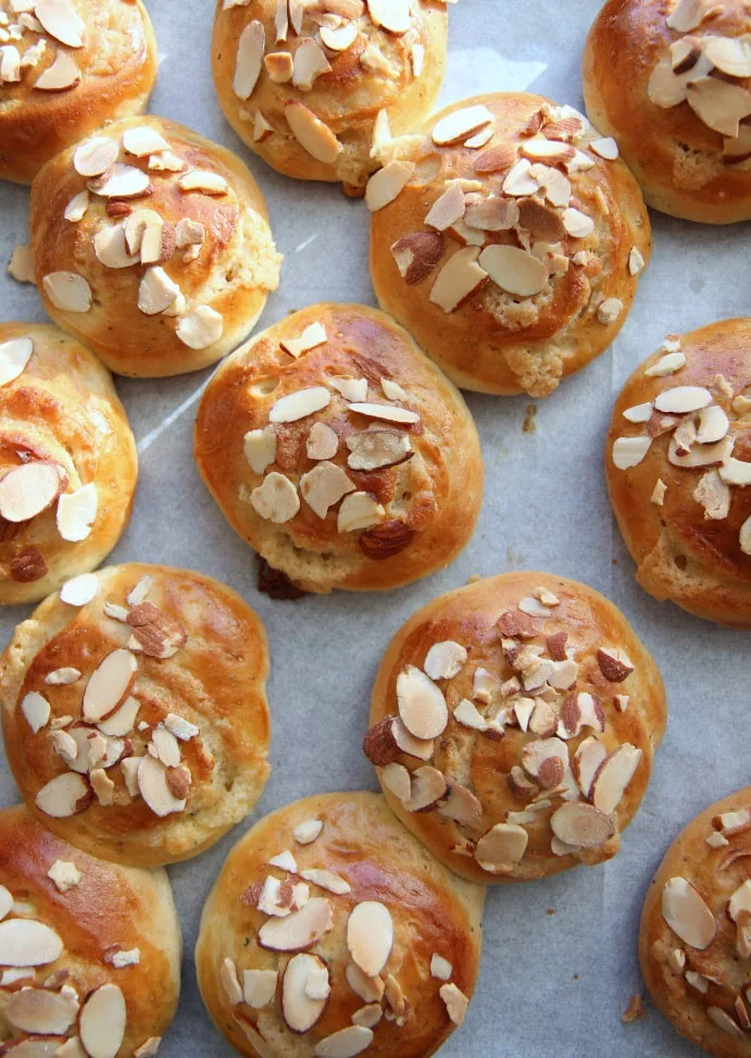 Snurrer med marsipanfyll