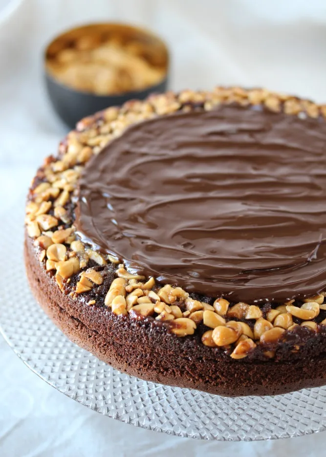 Opp ned sjokoladekake (snickerskake)