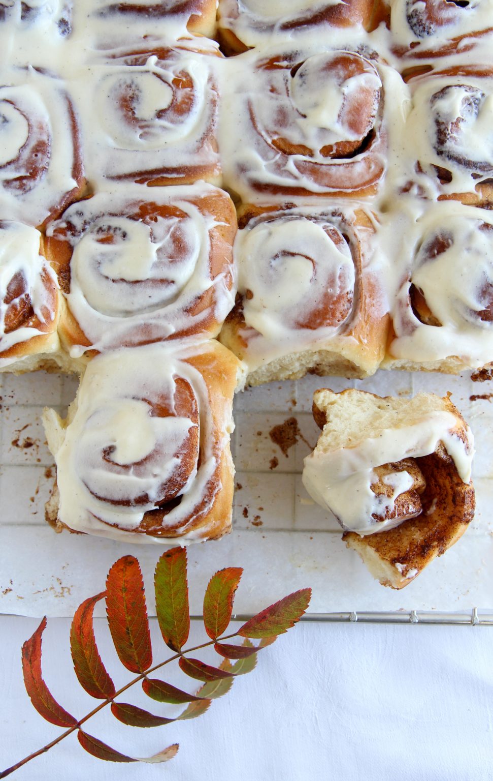 Pumpkin Spice Cinnamon Buns - Krem.no